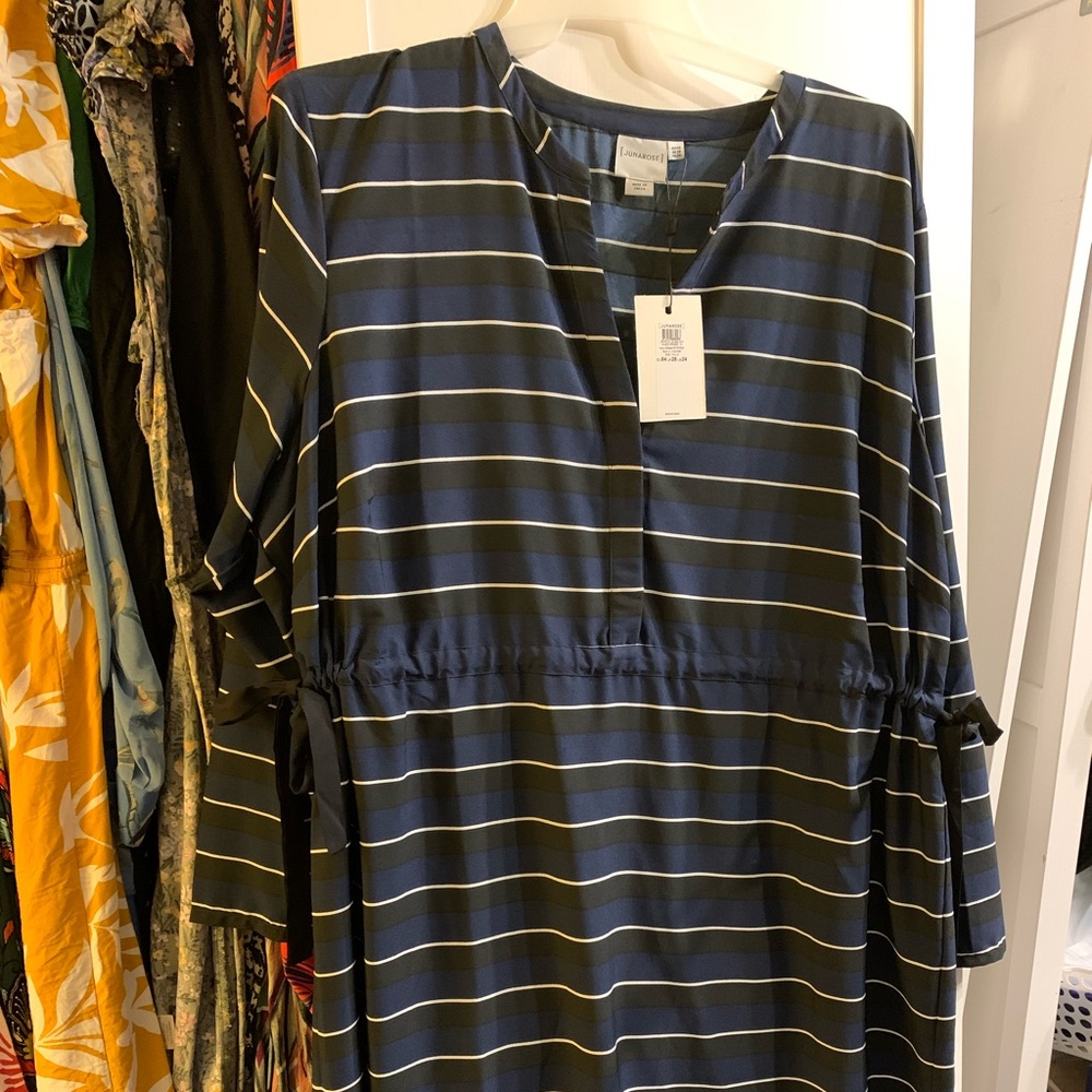 BNWT Junarose striped dress, size 24w